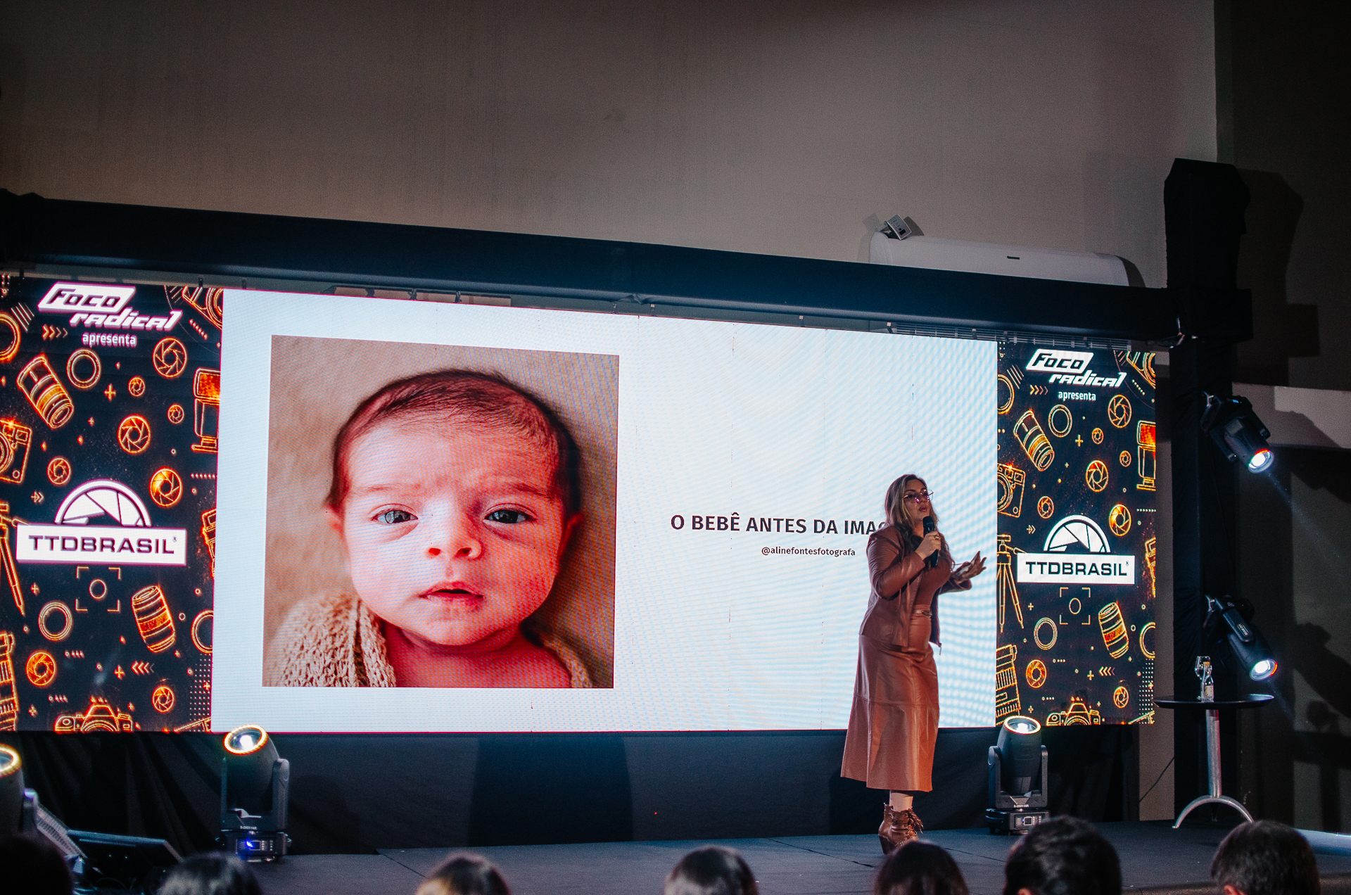 Fotografia Newborn em 2027: mercado, segurança, inteligência artificial e o futuro da profissão